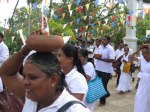 Procession i Anuradhapura i Sri Lanka