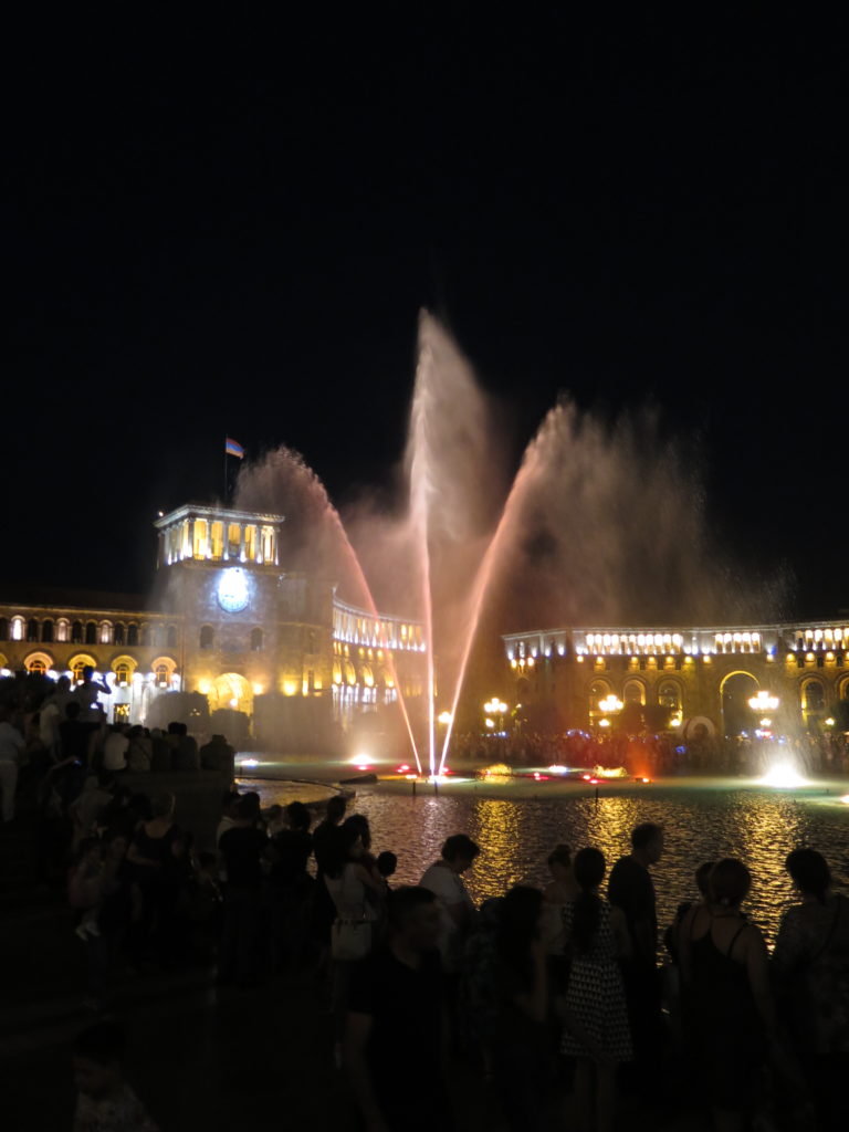 Springvand på Republikpladsen i Yerevan