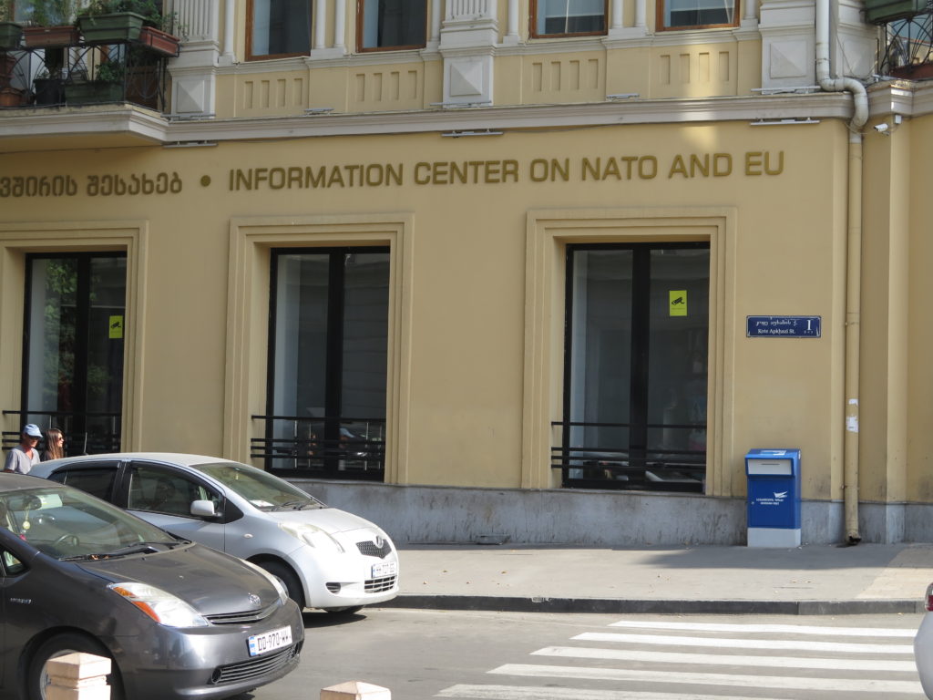 Informationscenter om Nato og EU i Tbilisi