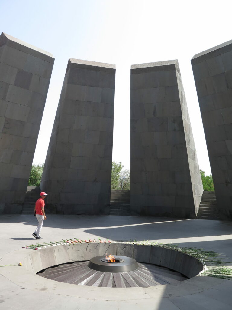 Det armenske folkemords-museum i Yerevan
