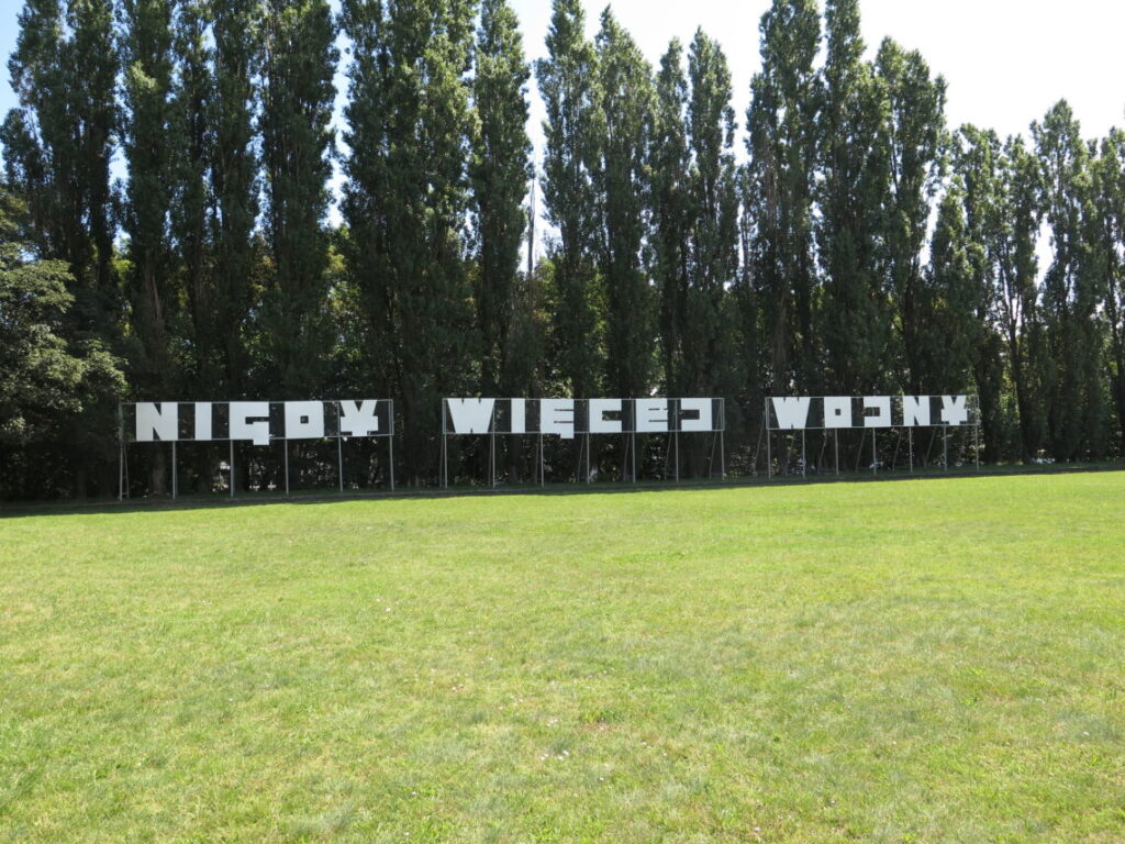 Monumentet Aldrig Mere Krig i Westerplatte